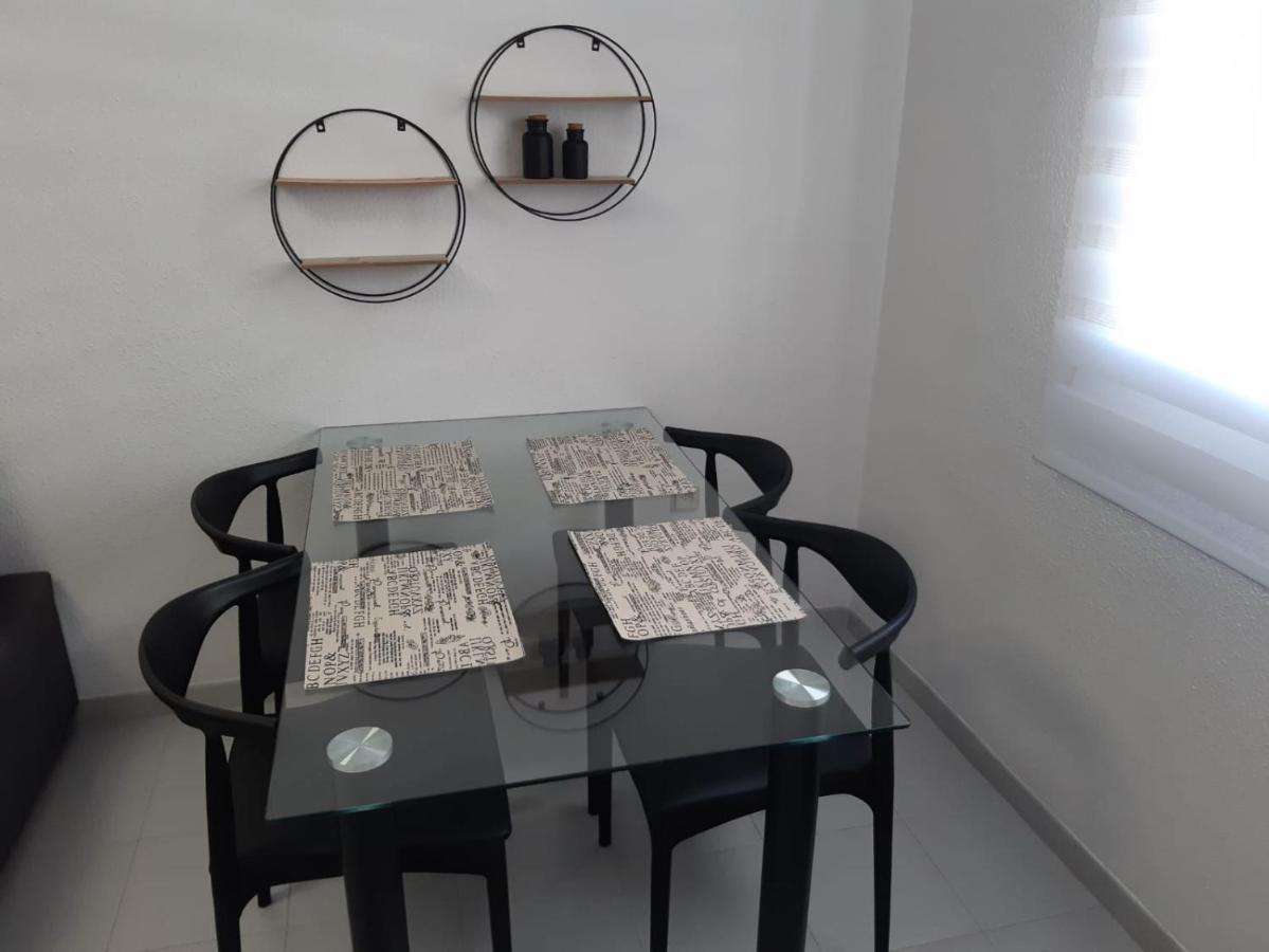 Lovely Apart 3 Minutes To The Beach Torrevieja Extérieur photo